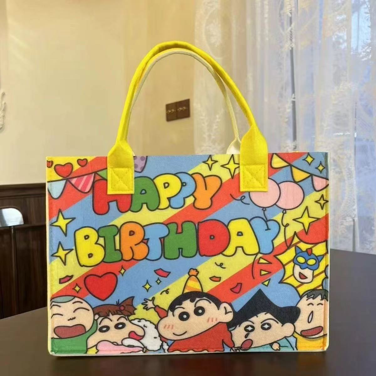 노란색 생일 신짱;35*25*12