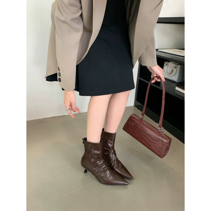 2024 осенние складки сложенные сапоги с заостренным наконечным средним каблуком сапоги модные женские сапоги