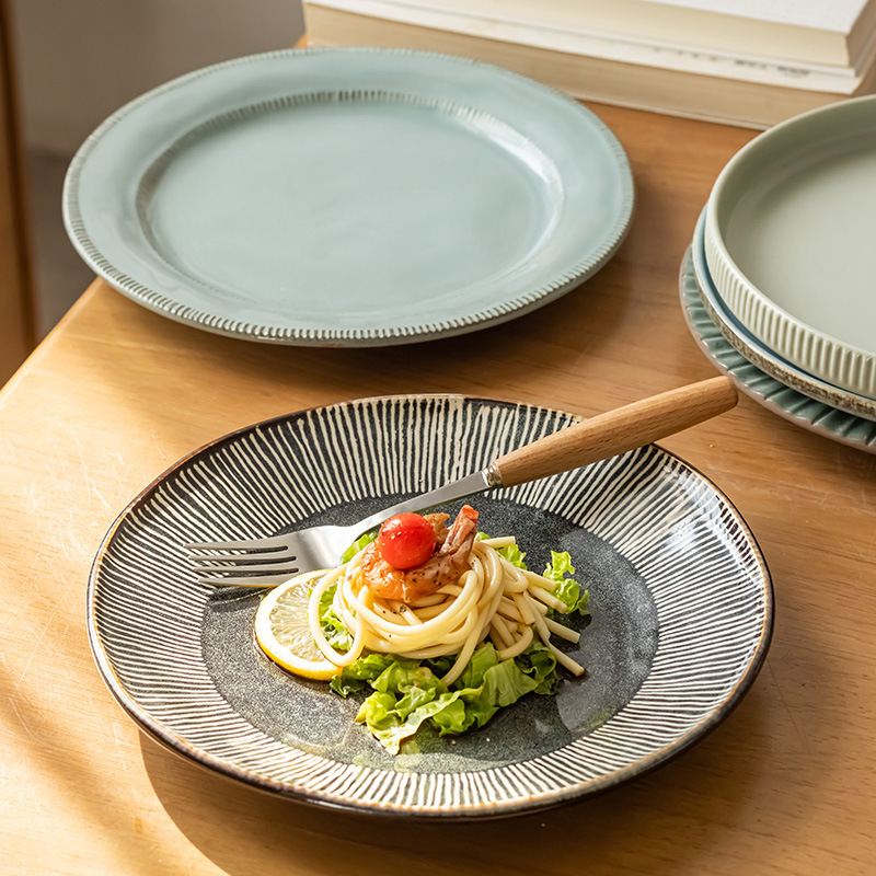Una colección grande de platos de 8 pulgadas atractivos y prácticos, platos de cerámica retro, platos de dim sum, vajilla redonda para el hogar