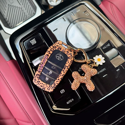 cat design, leopard print, Camry, Static Rod/Key Bag - toyota-a-pink-diamond-puppy