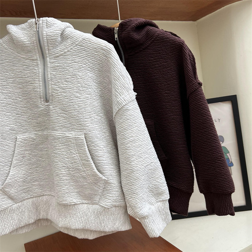 Texture  Autumn New Children's Half Zip Pleated Sweatshirt for Boys and Girls Solid Color Bubble Pleat Hooded Sweatshirt