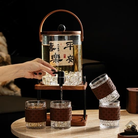 果盘、果篮;水具套装;纸巾盒