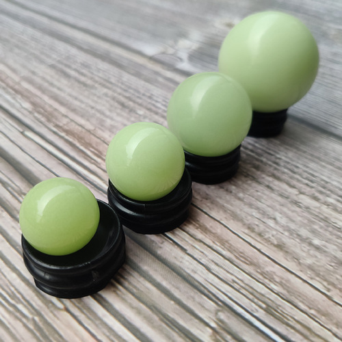 Crystal Ball Base Wooden Stand with Glow-in-the-Dark Ball, 3cm Plastic Round Stand, Supplier Wholesale