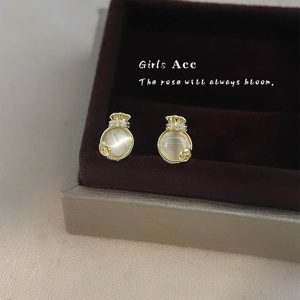 耳语1-恢复的_0006_耳语场景新水印 拷贝 7.jpg