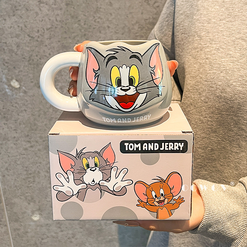 Taza de gato y ratón Taza de café de cerámica Taza para beber para el hogar Regalos de cumpleaños de alto valor para niñas