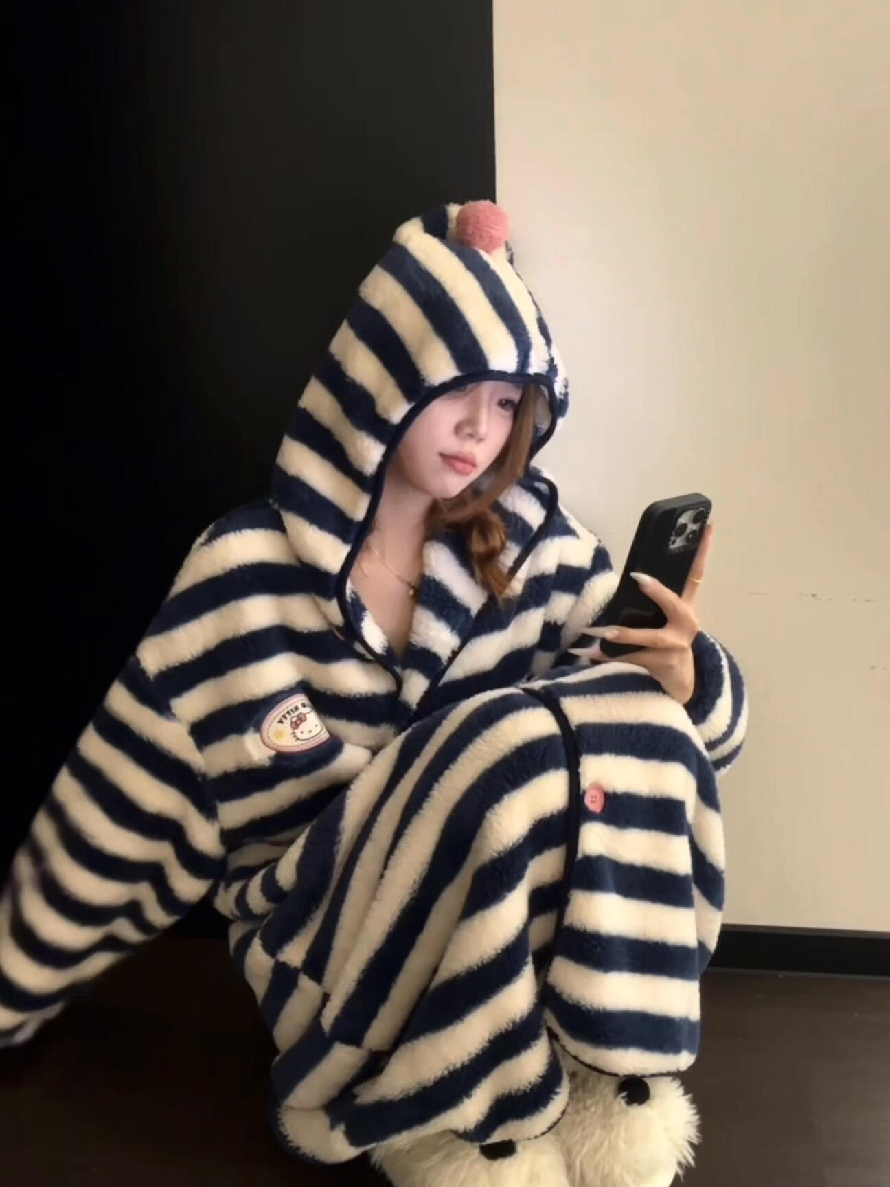 GraceChic Pue Desie Sexy gestreifter Kapuzen-Fleecepyjama für Damen, neues, dickes Plüsch-Nachthemd in Übergröße für den Herbst_voghion.com