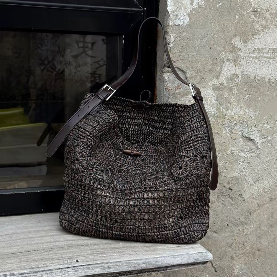 Raffia And Cowhide Leather Woven Tote Bag - Large Capacity Shoulder Bag For Women, Casual Vacation Beach Straw Bag - Thumbnail 2