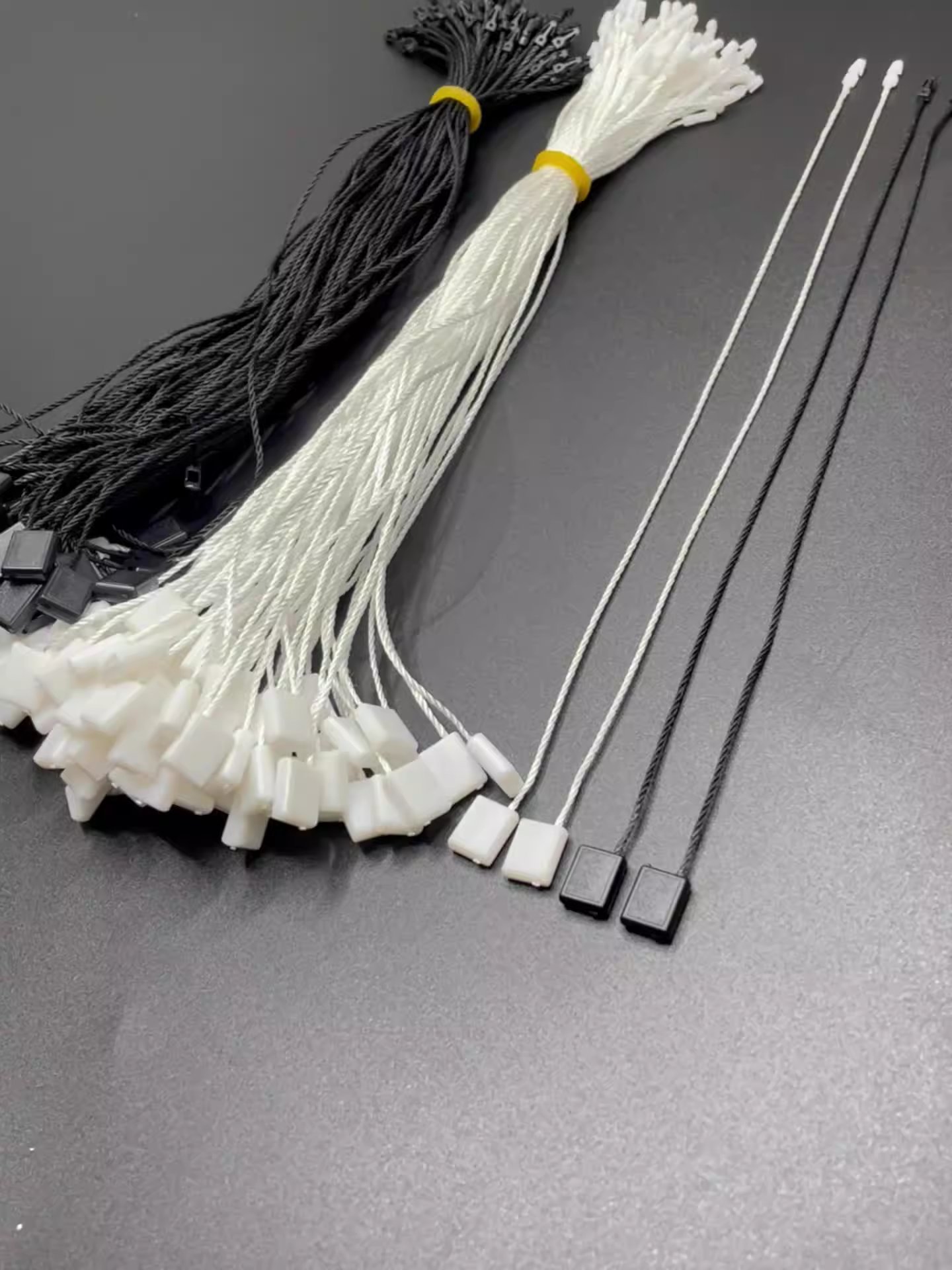 通用一次性吊粒 涤纶绳子 空白蜡绳小方块吊粒 单插吊绳 吊粒 通-阿里巴巴