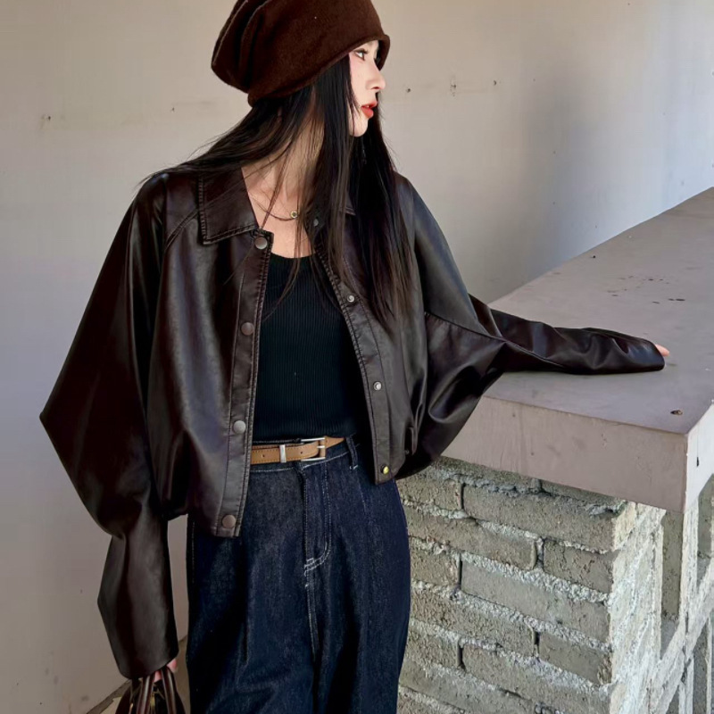 Hong Kong Style Retro Dark Coffee Bat Sleeve Leather Jacket for Women 2025 Spring & Fall New Fashionable Street Short Pu Leather Jacket