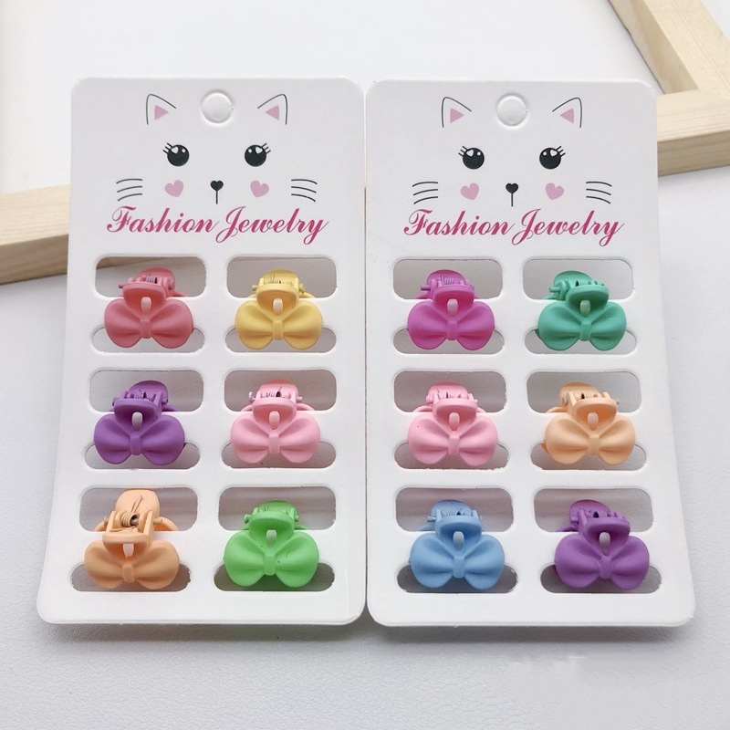 Pinza de pelo pequeña estilo shark clip – diseño minimalista, tendencia en redes