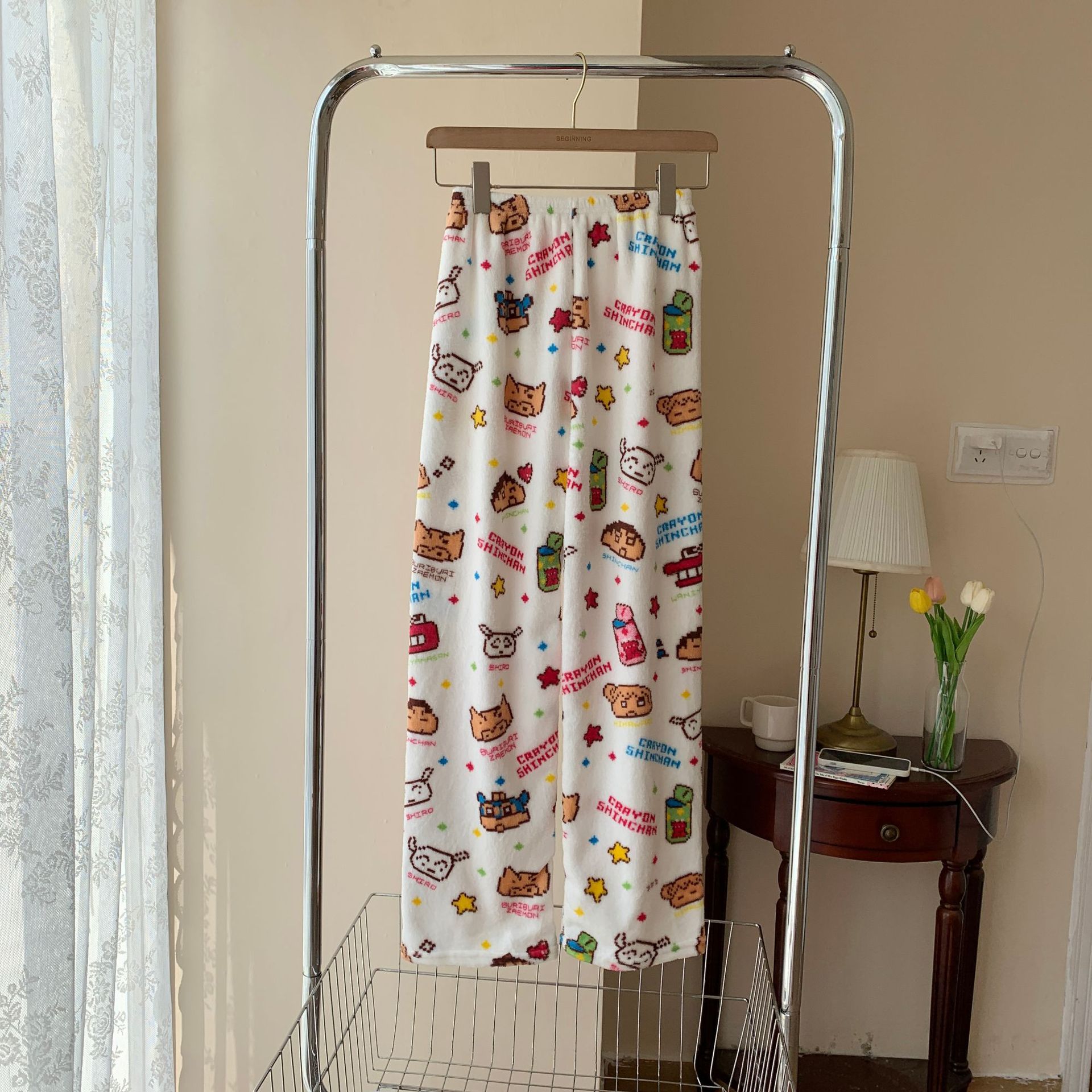 Dibujos Animados crayón pijamas de las mujeres coral fleece Otoño e Invierno engrosada nueva casa casual franela pantalones calientes