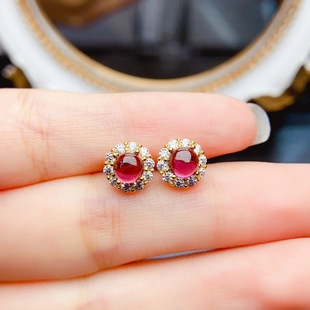 New natural garnet earrings S925 silver inlaid main stone 5*5mm Joker net red explosions women's jewelry wholesale