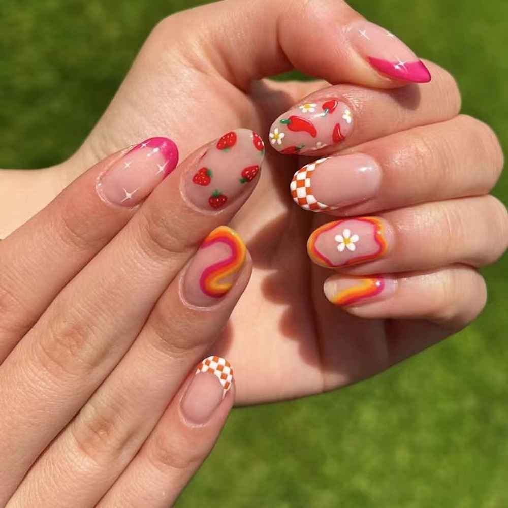 25g Weight press-on nails Nail Supplies Plastic Material Flower, Strawberry Pattern Flower Strawberry Chili Plastic Press-on Nails 无
