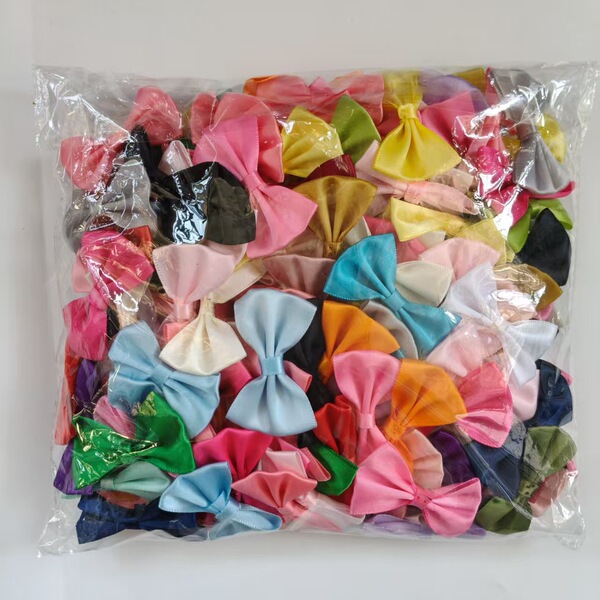 Solid color bow tie with bow