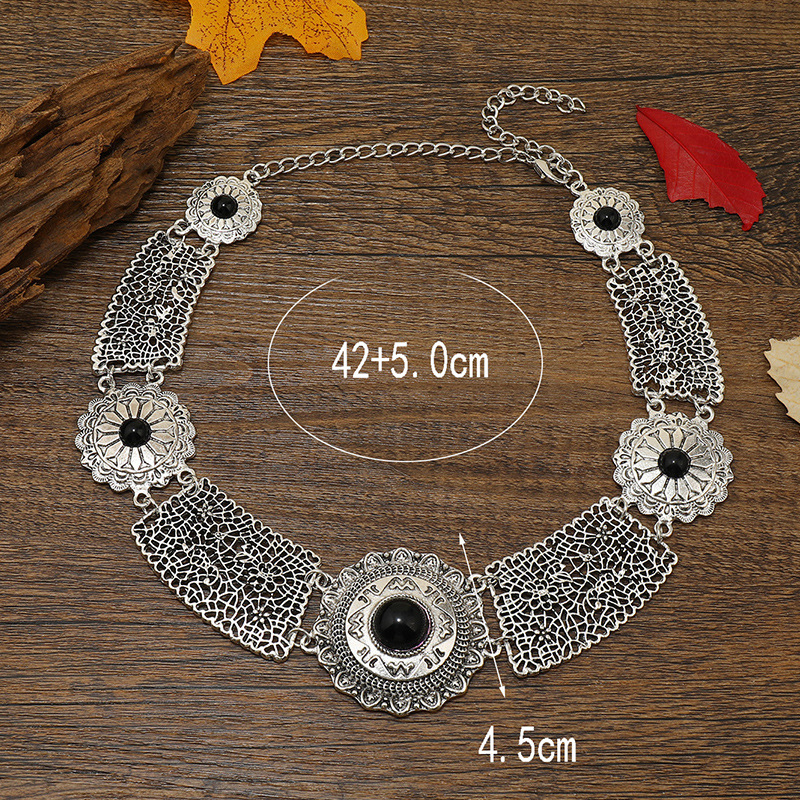 Necklace Classification Retro Ethnic Style Flower Alloy Plating Inlay Turquoise Women's Necklace