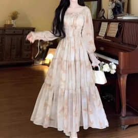 跨境法式印花连衣裙春秋新款油画宫廷风海边度假仙女长裙爆款外贸
