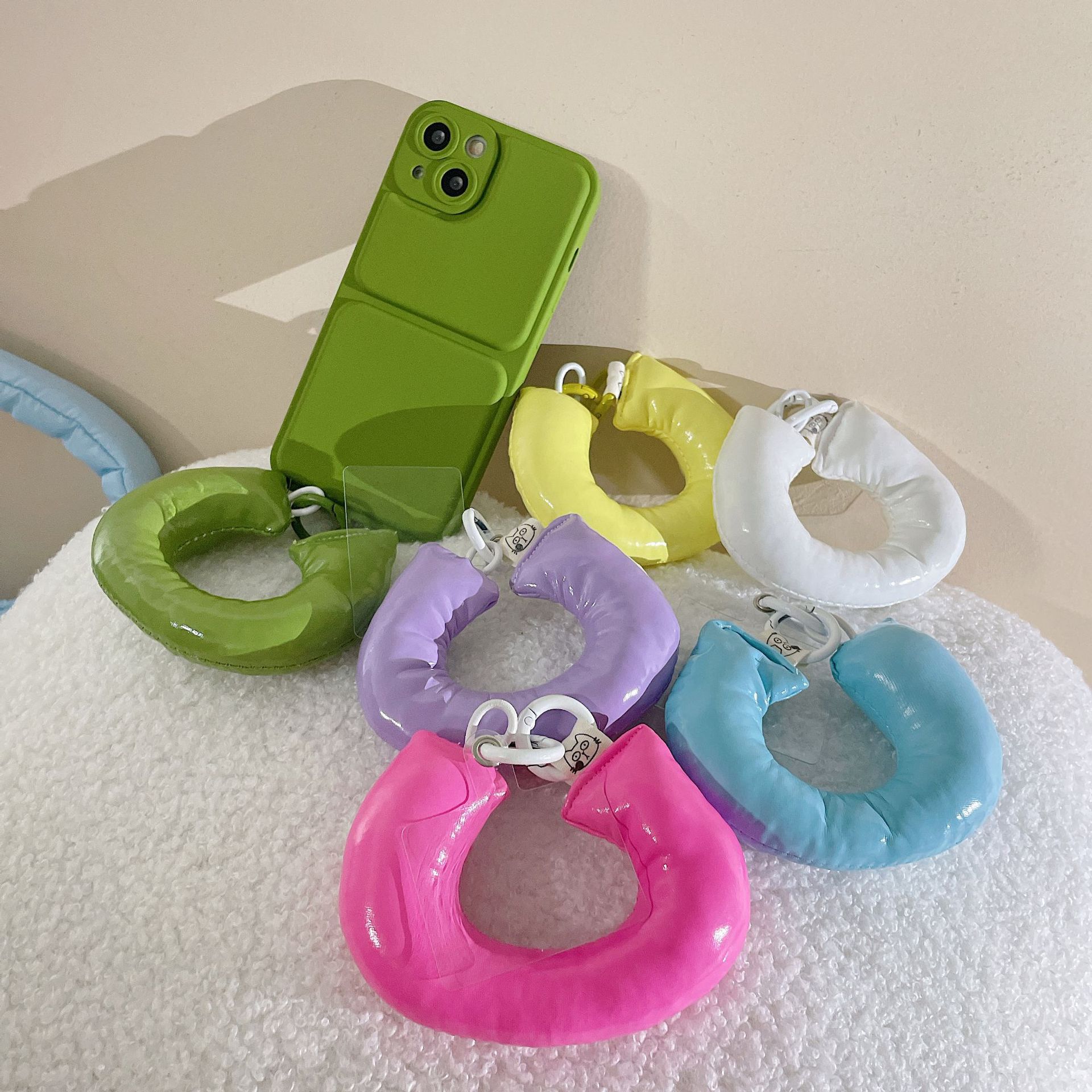 Simple Style Solid Color Inflatable Cotton Mobile Phone Chain display picture 1