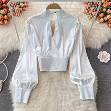 Solid Color Cutout Puff Sleeve Top��ɫ���I��ǰ�U������������