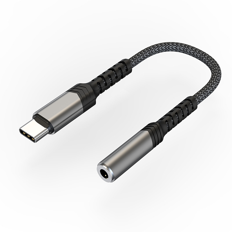 Typecは3.5イヤホンの配線を回転します。