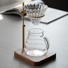 手淹れコーヒーポットセット、コーヒーハンドドリップスタンド、純銅ドリップフィルターカップ調整ブラケット、フィルターカップ、ブラックウォールナット