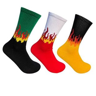 Socks men's and women's ins fashionable mid-calf socks European and American hip hop Street skateboard flame sports all-match couple high-top stockings