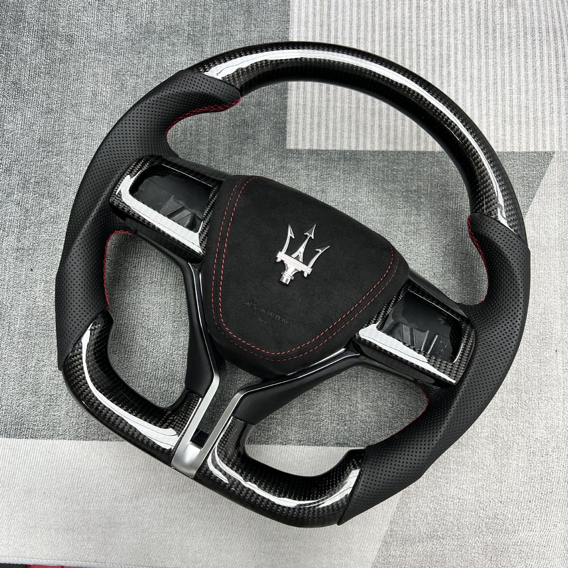 Car Steering Wheel Customization Suitable for Maserati Ghibli Carbon Fiber Flat-Bottom Steering Wheel Modification