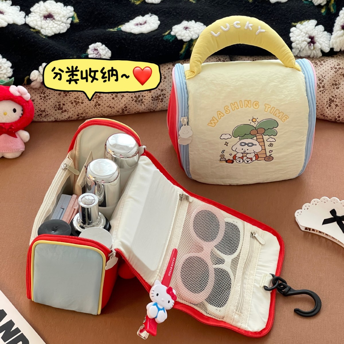 Bagos de maquillaje portátiles de cachorro lindos para mujeres, bolsas de higiene portátiles de gran capacidad, bolsas de lavado para viajes, bolsas de almacenamiento para colgar