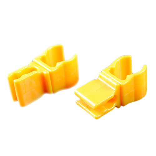 Pipe clamp football training sign pole buckle around the pole matching simple football goal combination plastic connection yellow buckle