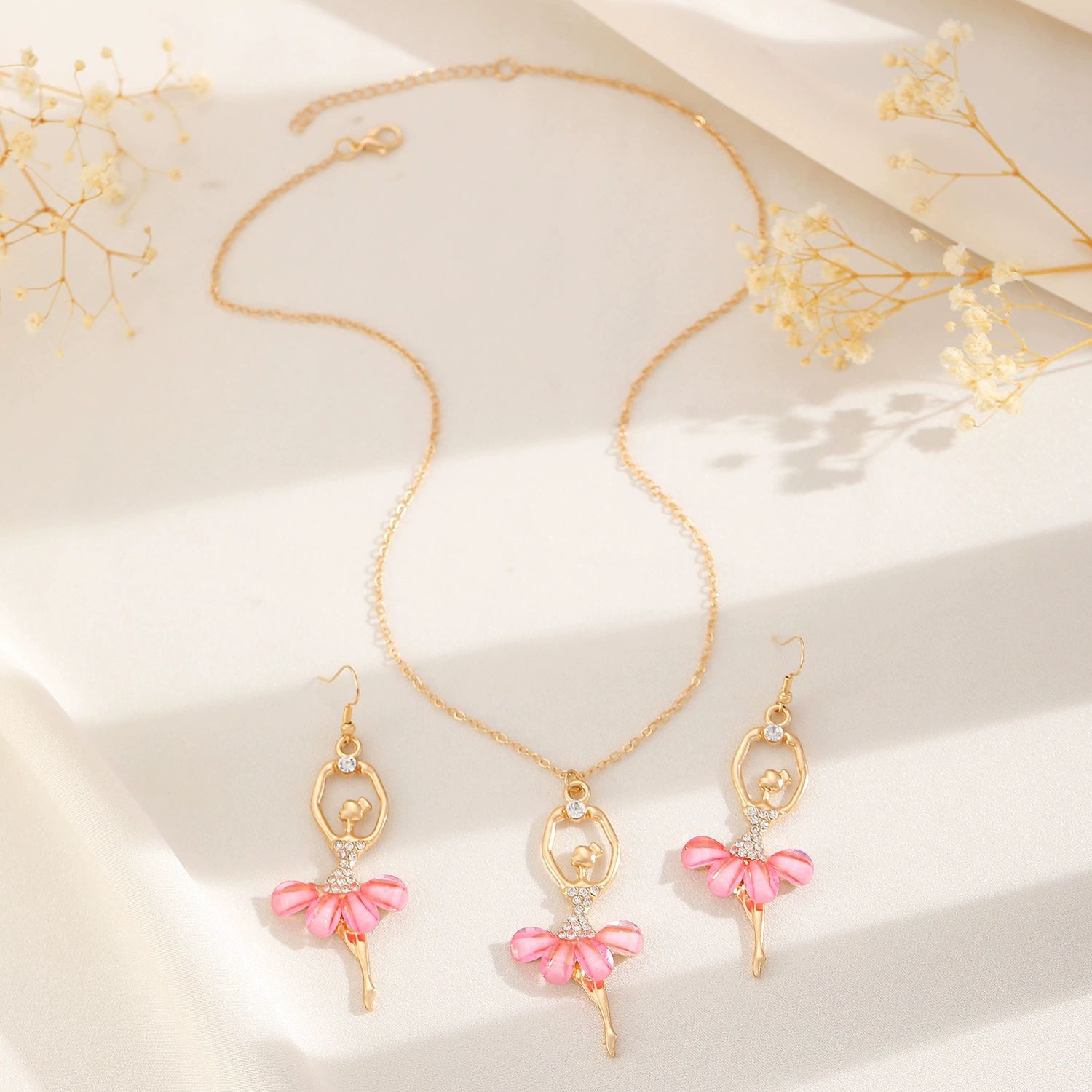 Fashionable dancing multicoloured necklace, pendant, wholesale