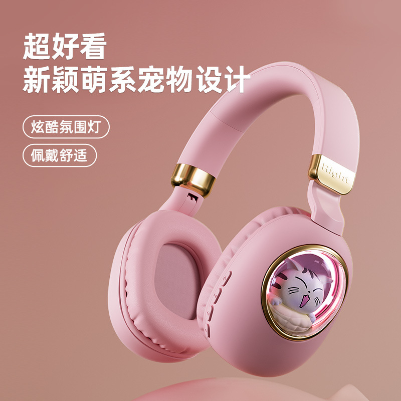 New luminous cute cartoon cat breathing light headset Bluetooth headset folding card game e-sports headset New luminous cute cartoon cat breathing light headset Bluetooth headset folding card game e-sports headset