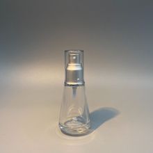 源头工厂供应/20牙弧肩三点裙边金银双色化妆品喷头 AS透明全罩