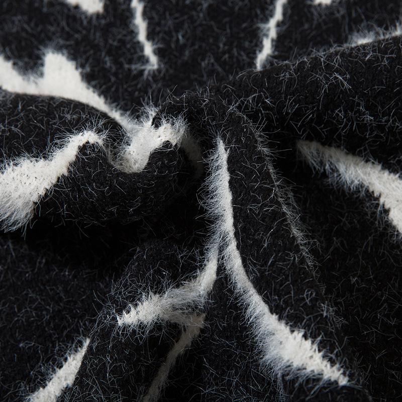 Men's Sweater Retro Letter Pattern Round Neck Loose Knit Jumper_voghion.com