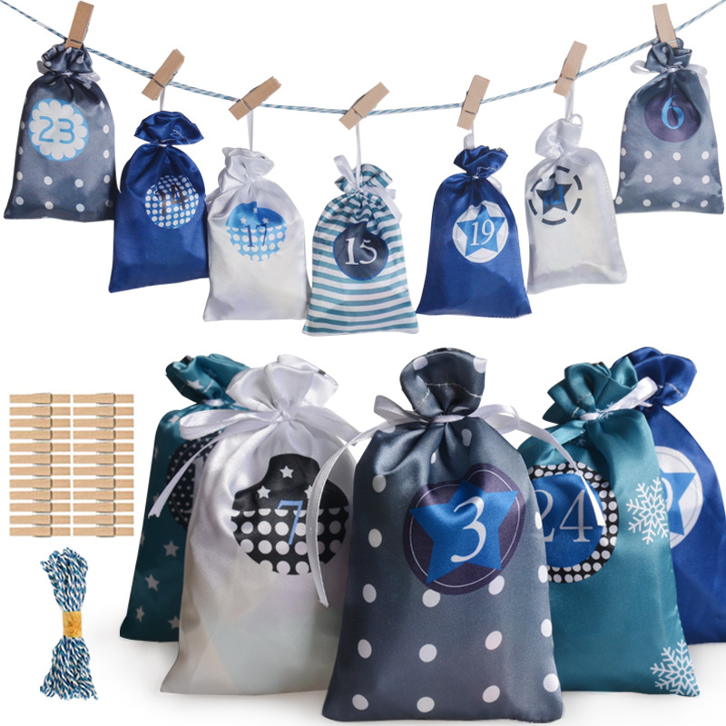 跨境新款2025圣诞降临日历束口袋派对小布袋派对礼品袋套装