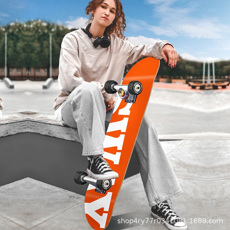 Swie Skateboard Beginners Professional Board Children Adult Double-warped Four-wheel Flash Girls Men's Scooter Wholesale
