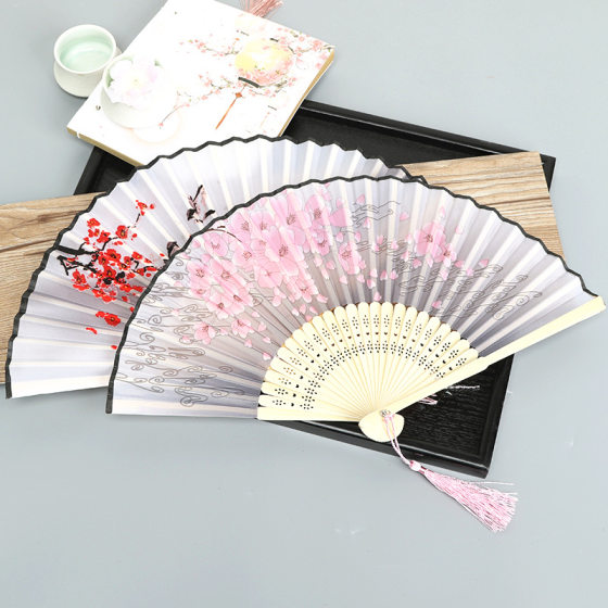 Tourist attractions ancient style women's fan two green folding fan Chinese clothing dance fan craft gift portable fan bag silk fan wholesale