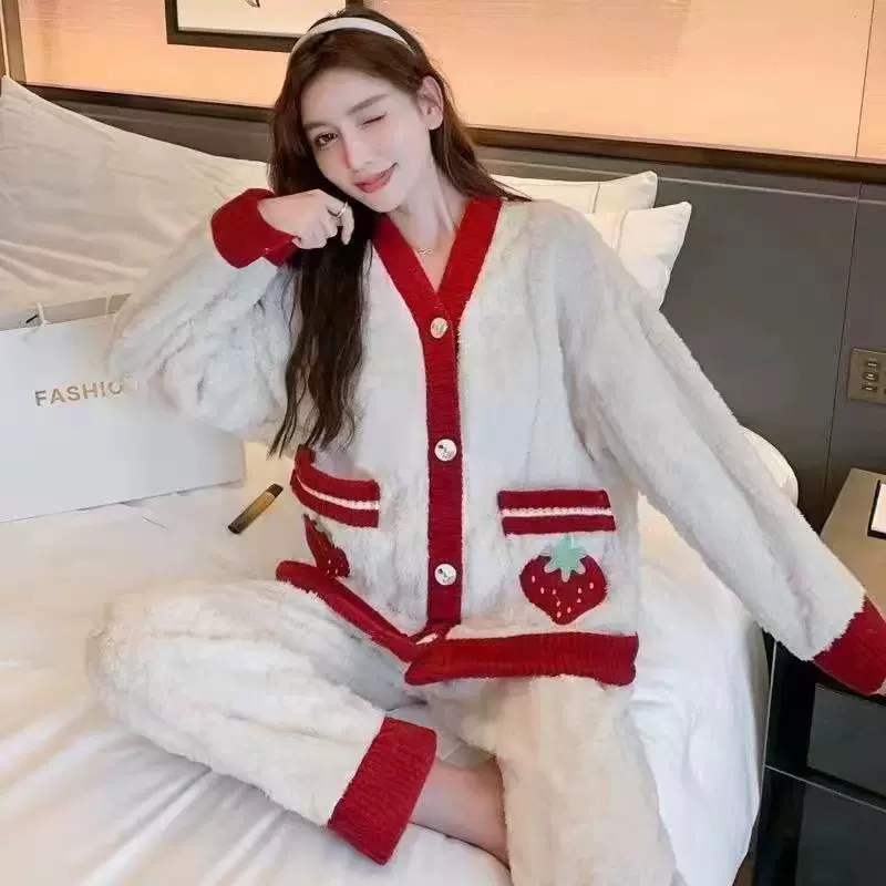 珊瑚绒睡衣女秋冬加厚保暖套装草莓熊口袋珊瑚绒家居服可外穿