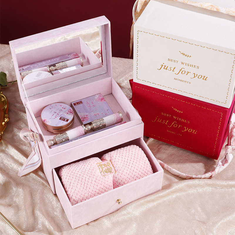 伴手礼盒手提化妆箱空盒结婚女伴娘回礼喜糖盒高档实用生日礼物盒