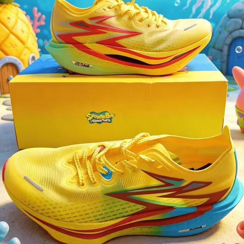 Spongebob Flying 4.0 Full-Length Carbon Plate Running Shoes for Students, Breathable for Physical Exams and Professional Racing Sports