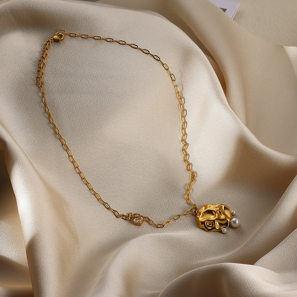 9g Weight 0.03µm-0.05µm Gold Plating Thickness PVD Coated Gold Plating Process Lobster Trigger Clasp Closure Clasp Closure Type 18K Real Gold Plated Plating Material 304 Stainless Steel Pendant Material Pearl, Zircon Inlay Material Pendant Necklace Classification 304 Stainless Steel Chain Material Paperclip Chain, ball chain, cable chain Chain Type 1 Piece Quantity Casual, Daily Occasion 304 Stainless Steel Material Sun, Flower, Bow Knot Pattern Unisex Gender IG Style Style Waterproof Non Tarnish, Three-dimensional, Inlay, Hypoallergenic Craft Gold Color PVD Coated Real Gold Plated Sun Flower Bow Knot 304 Stainless Steel IG Style Waterproof Non Tarnish 304 Stainless Steel Lobster Trigger Clasp Closure Pendant Necklace 7