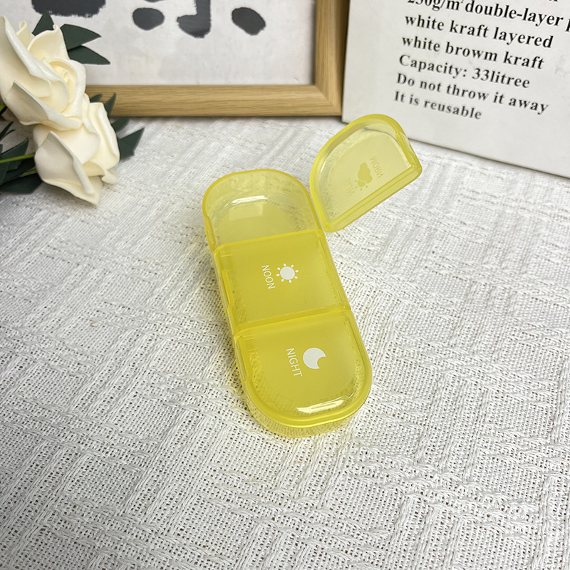 Yellow, 3 cells