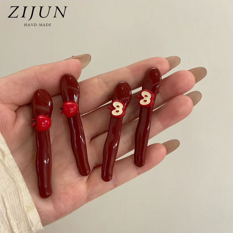 Korean Cute Apple-Shaped Bangs Hair Clip, High-Quality Red Side Duckbill Hairpin Wholesale Korean Cute Apple-Shaped Bangs Hair Clip, High-Quality Red Side Duckbill Hairpin Wholesale