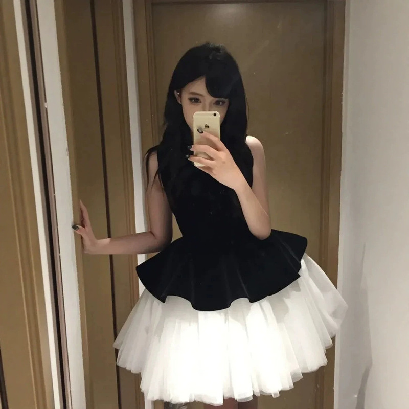 Sweet Ballet-Style Skirt with Velvet Patchwork and Puffy Princess Skirt for Women, Summer Waist-Cinching Slimming Sleeveless Tank Dress