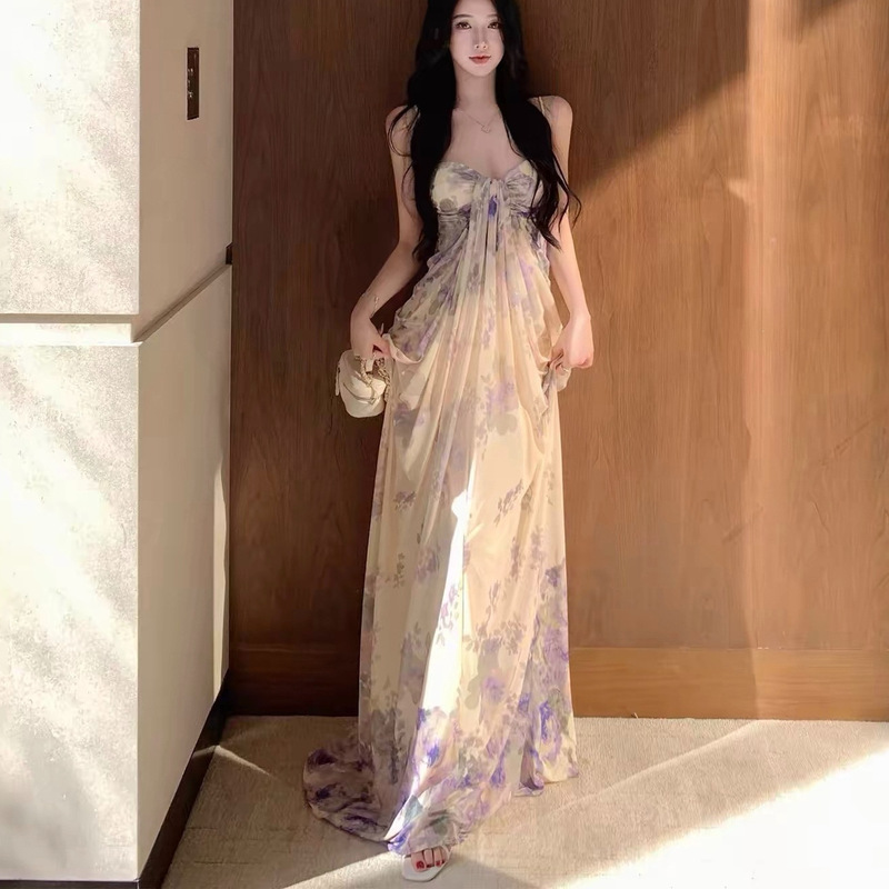 Vacation-style design with wisteria and heart-shaped floral patterns, off-shoulder strap long dress, stunning fairy dress for women in summer