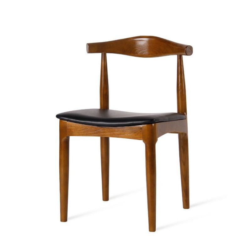 Silla de madera sólida