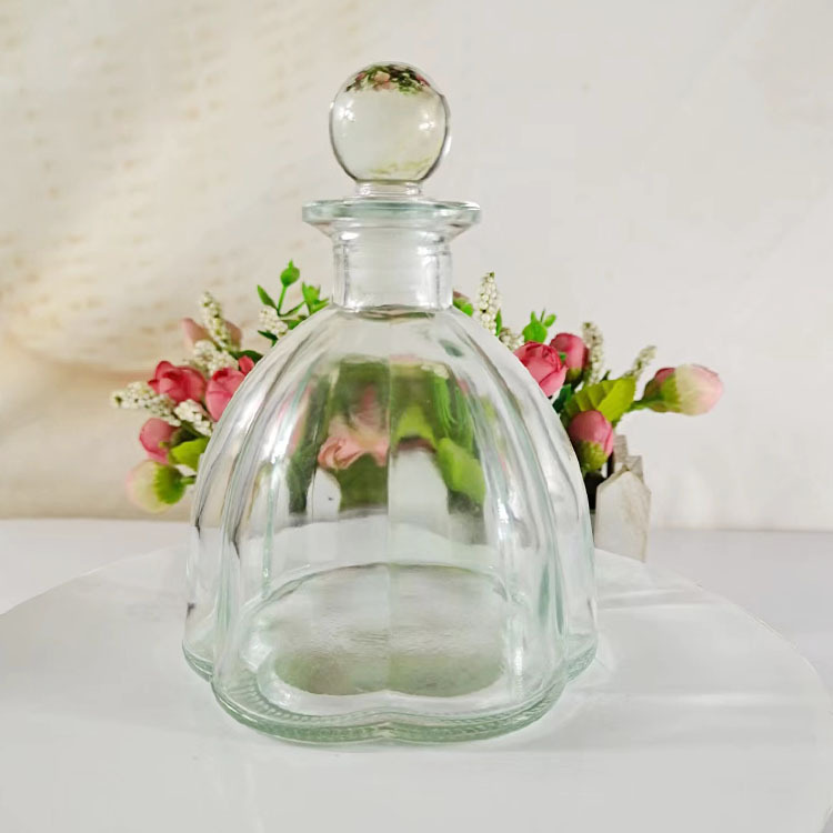 新款大底车载无火香薰精油瓶空瓶挥发香氛瓶子藤条干花扩香玻璃瓶