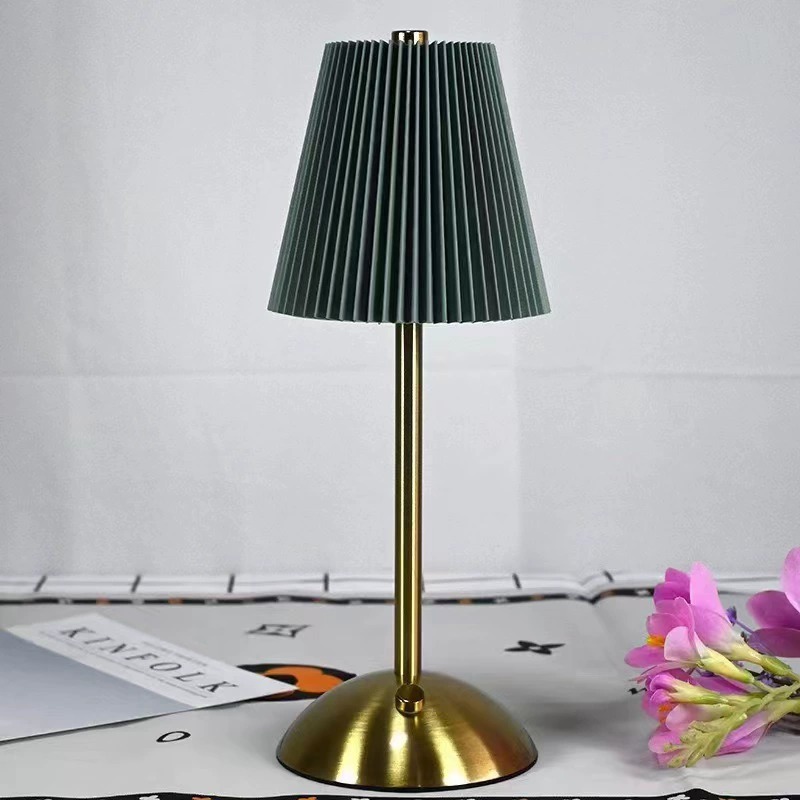 Selección estricta de lámparas de escritorio de tela pliegada luces nocturnas transfronterizas decoraciones para el hogar accesorios comedor bar dormitorio sala de estar luces de atmósfera
