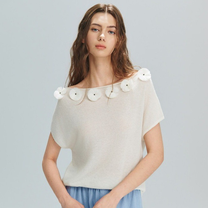 Handmade Floral-Shaped One-Shoulder Knitted Short-Sleeved Top, Summer Lightweight Loose Wool Blouse