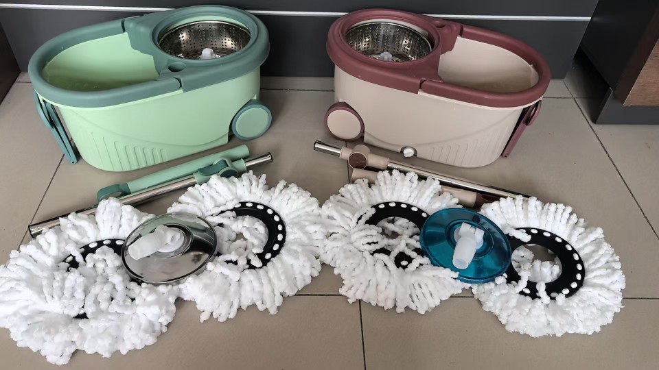 Mop with No-Hand-Wash Wheels, Rotating Household Mop for Living Room, Automatic Spin-Dry Lazy Mop Roller