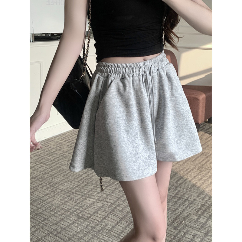 회색