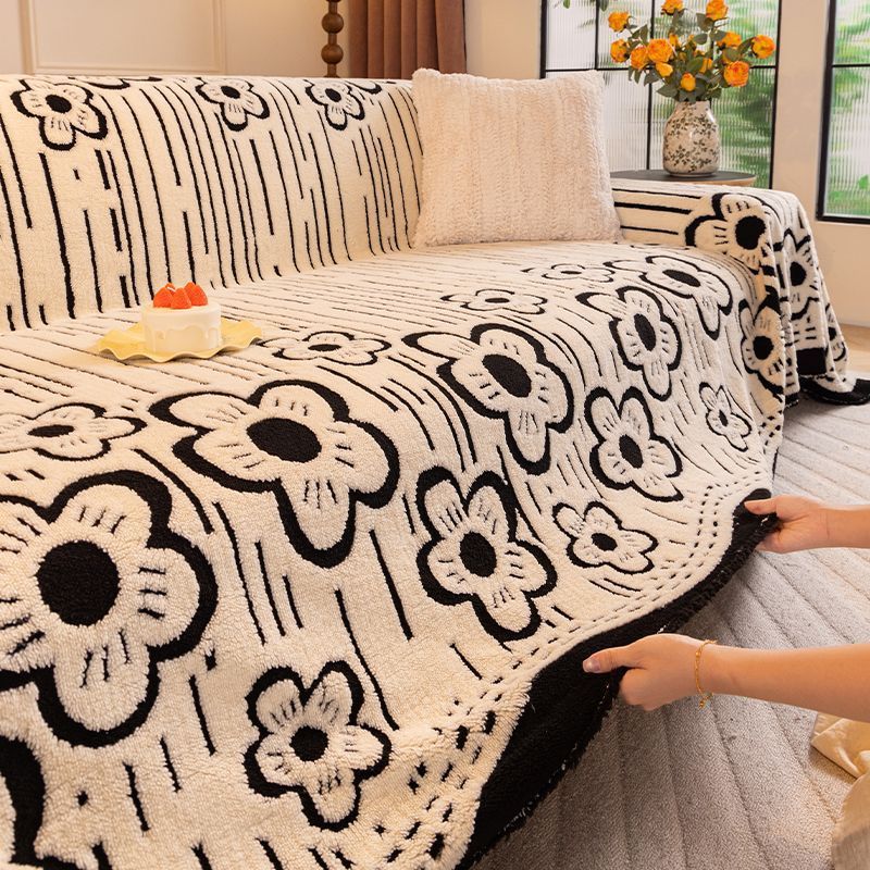 Autumn and Winter High-End Plush Sofa Towel Cover 2025 New Full Cover Blanket Non-Slip Cushion Sofa Cover